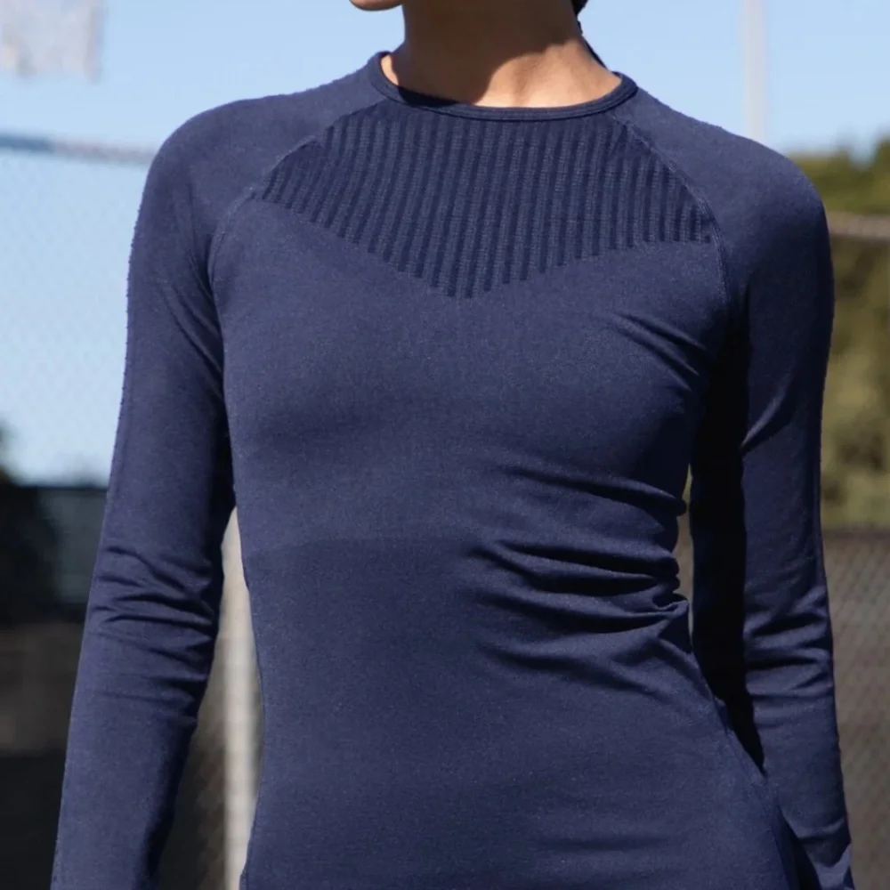 NWT Fabletics Sync Seamless Long Sleeve Top | Size S | Navy Blue - Picture 1 of 8